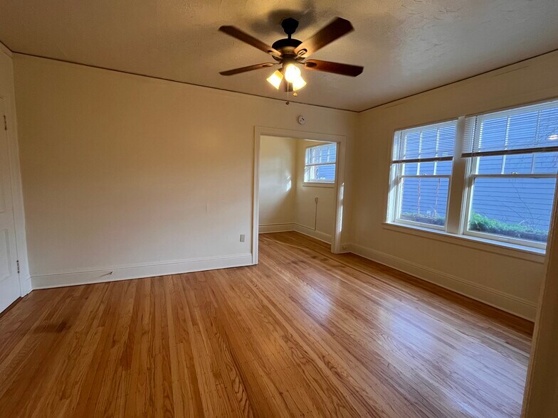 More Photos Of 2062 NW Marshall St, Portland Apartments For Sale