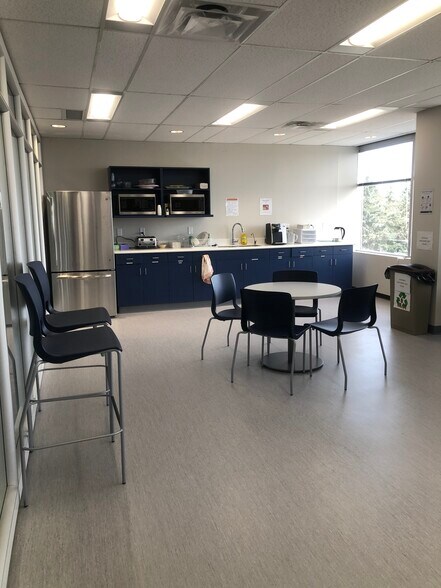 More Photos Of 5010 43rd St, Red Deer Office For Lease