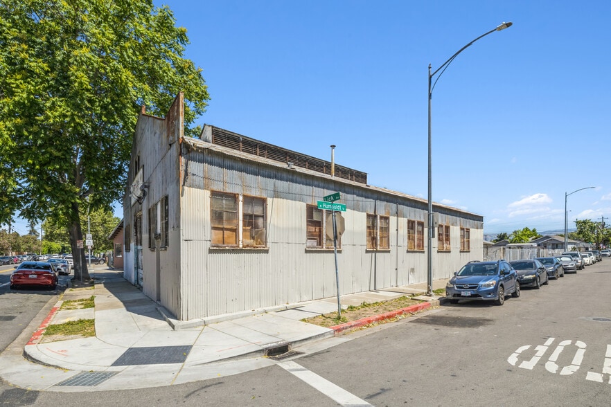 More Photos Of 1194 Lick Ave, San Jose Service For Sale