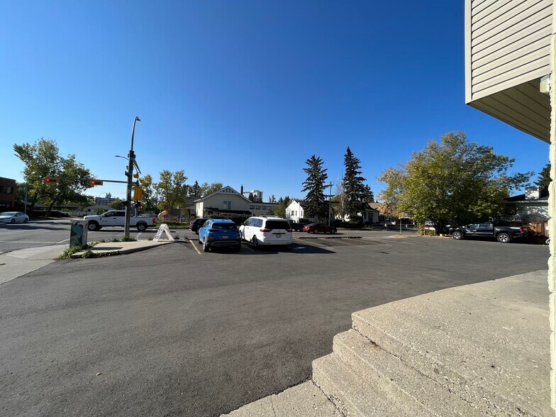 More Photos Of 1104 20th Ave NW, Calgary Storefront For Lease