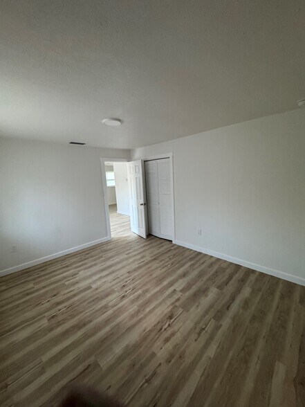 More Photos Of 1001 Polk St, Fort Myers Multifamily For Sale