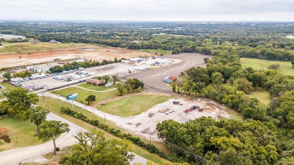 More Photos Of 8010 Rendon Bloodworth Rd, Mansfield Land For Lease