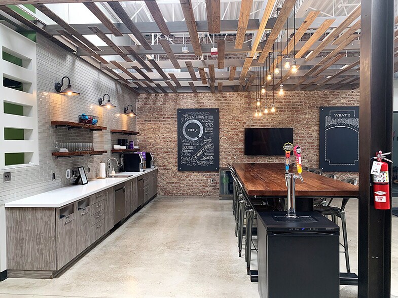 More Photos Of 7134 Columbia Gateway Dr, Columbia Medical For Lease