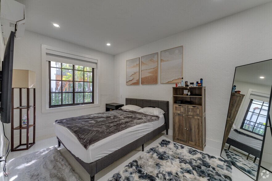 More Photos Of 733-737 Michigan Ave, Miami Beach Apartments For Sale