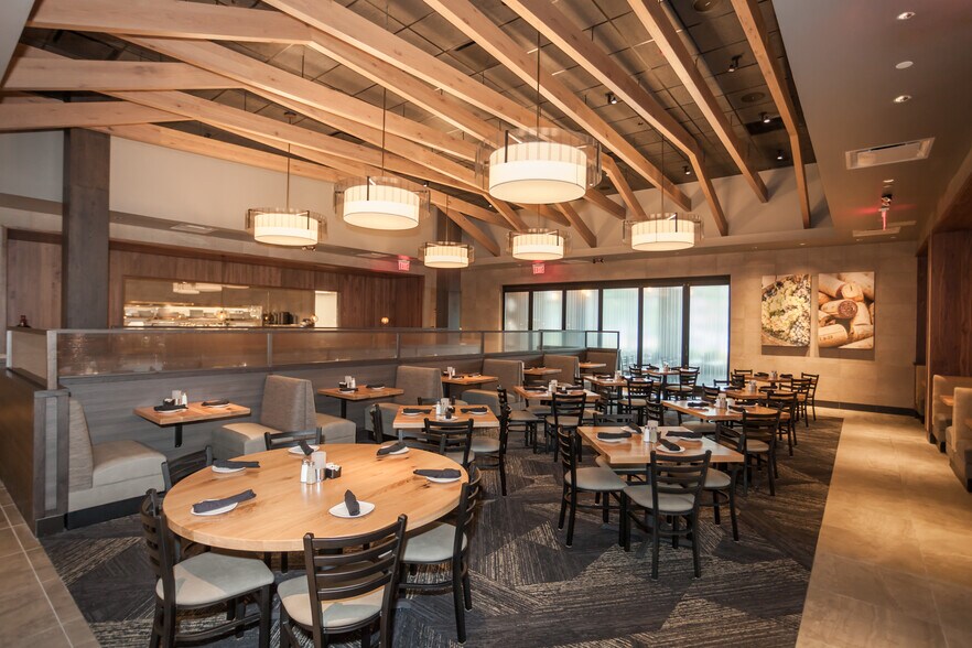 More Photos Of 12110 Sunset Hills Rd, Reston Office For Lease