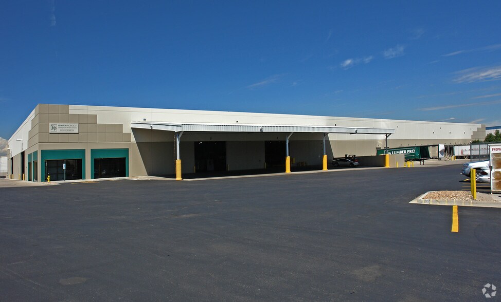 More Photos Of 11400 E 53rd Ave, Denver Warehouse For Lease
