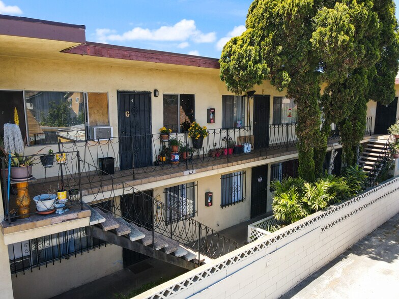 More Photos Of 2938 E 60th Pl, Huntington Park Apartments For Sale