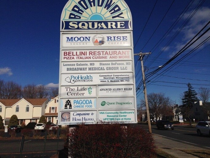 More Photos Of 2 Broadway, North Haven Storefront Retail Office For Lease
