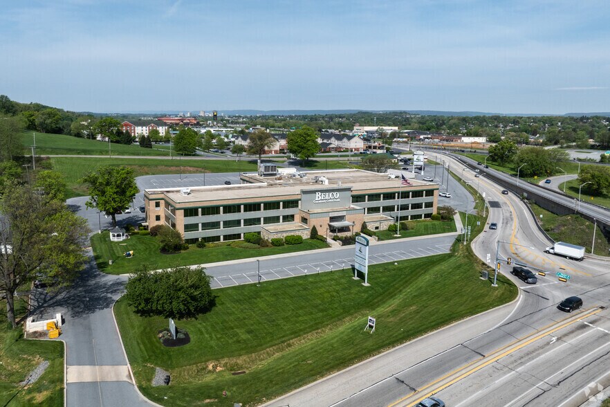 More Photos Of 449 Eisenhower Blvd, Harrisburg Office For Lease