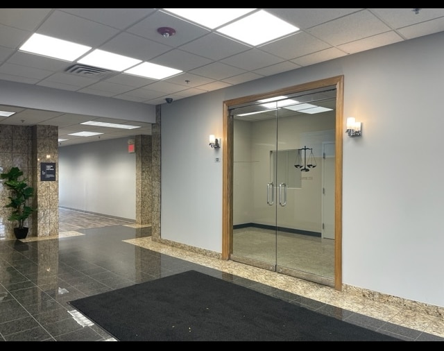 More Photos Of 1275 Davis Rd, Elgin Office For Lease