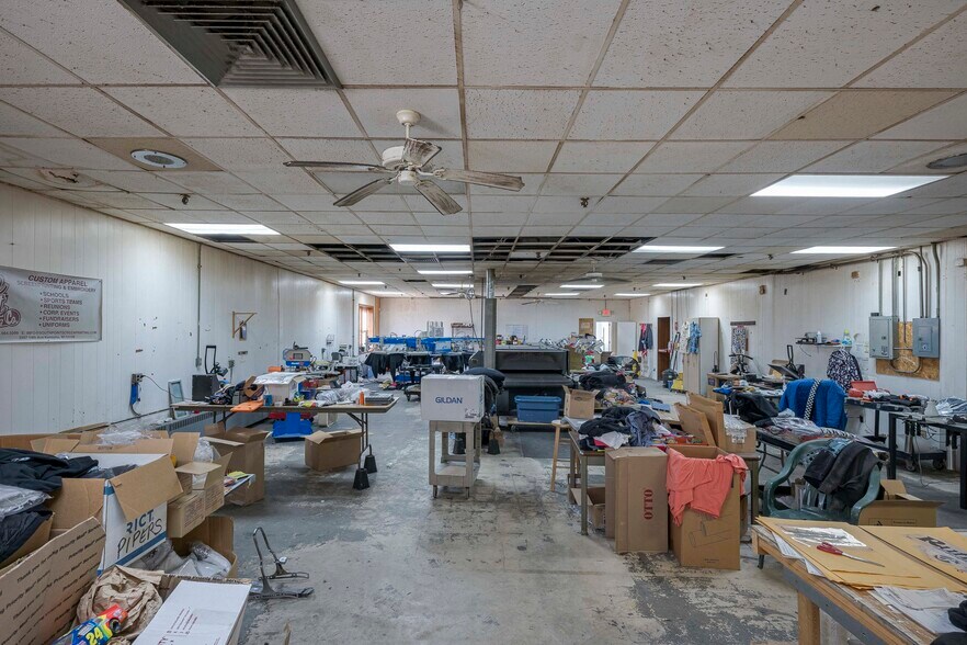 More Photos Of 3307 14th Ave, Kenosha Manufacturing For Sale