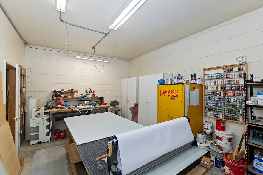 More Photos Of 26288 CA-18, Rimforest Storefront Retail Residential For Sale
