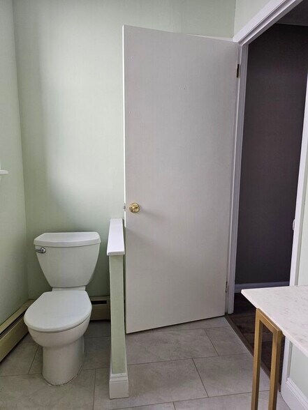 More Photos Of 707 West Ave, Jenkintown Storefront Retail Residential For Lease