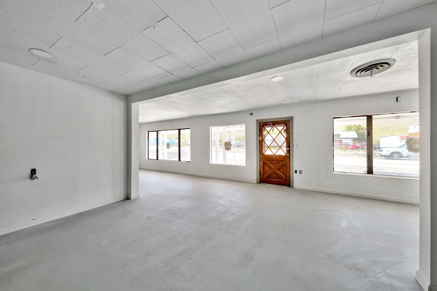 More Photos Of 3129 S Carson St, Carson City General Retail For Sale