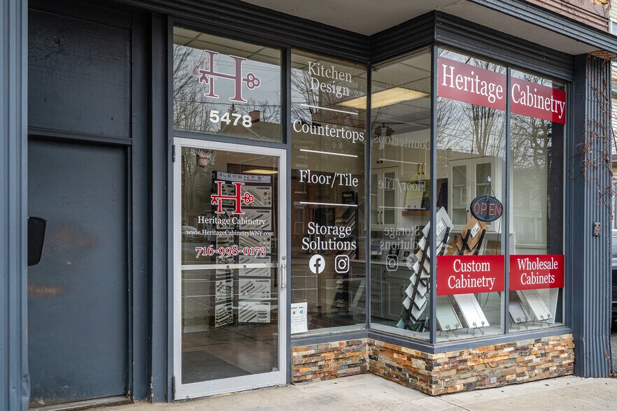 More Photos Of 5476-5478 Broadway St, Lancaster Storefront Retail Residential For Sale