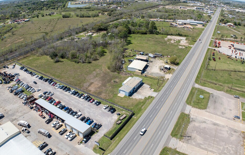More Photos Of 3790 E Highway 6, Alvin Distribution For Sale