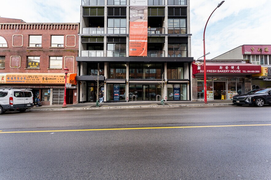 Primary Photo Of 243 Keefer st, Vancouver Storefront For Sale