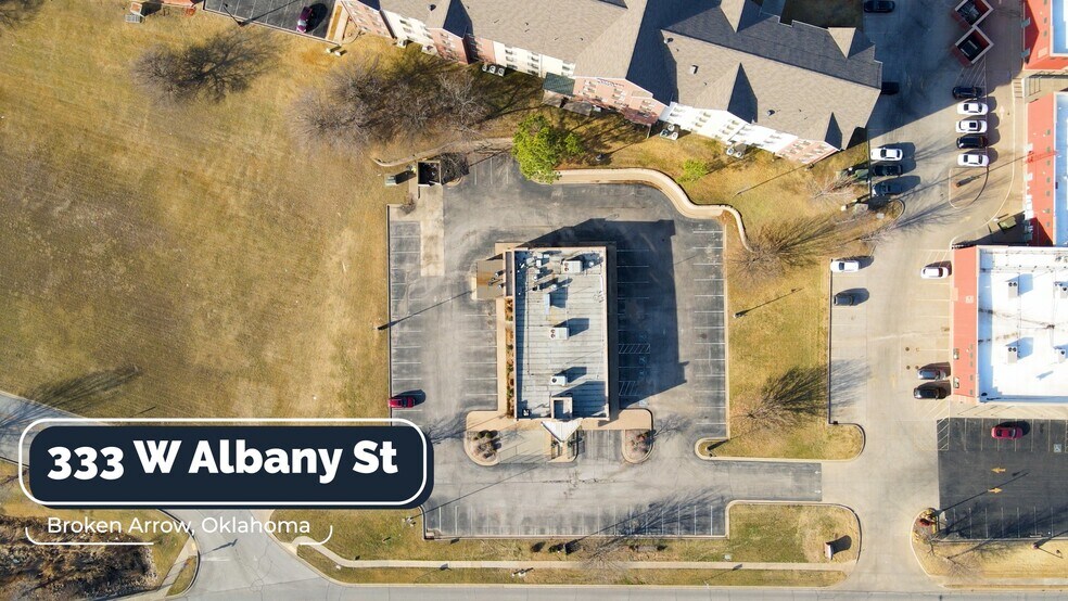 More Photos Of 333 W Albany St, Broken Arrow Restaurant For Sale