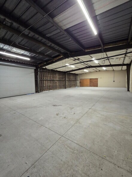 More Photos Of 83777 Avenue 45, Indio Warehouse For Lease
