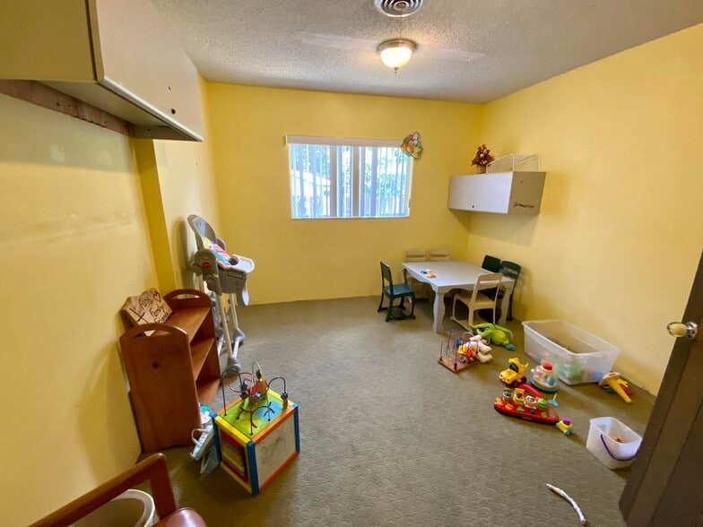 More Photos Of 3191 Newman Ave N, Crestview Religious Facility For Sale