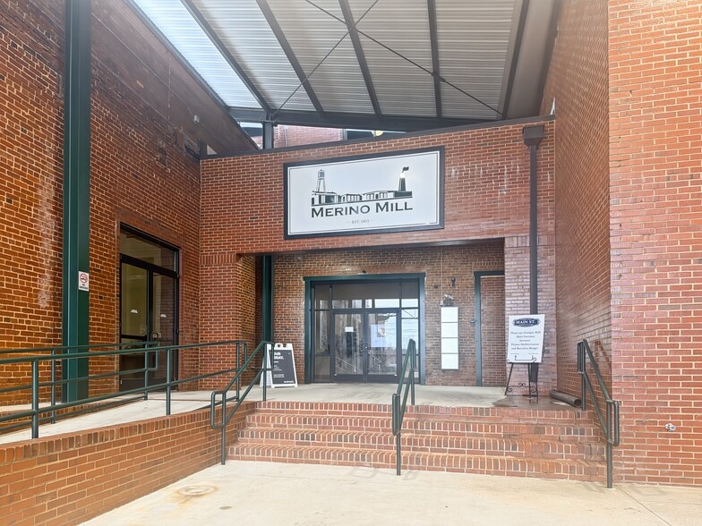 More Photos Of 500 S Main St, Mooresville Unknown For Lease