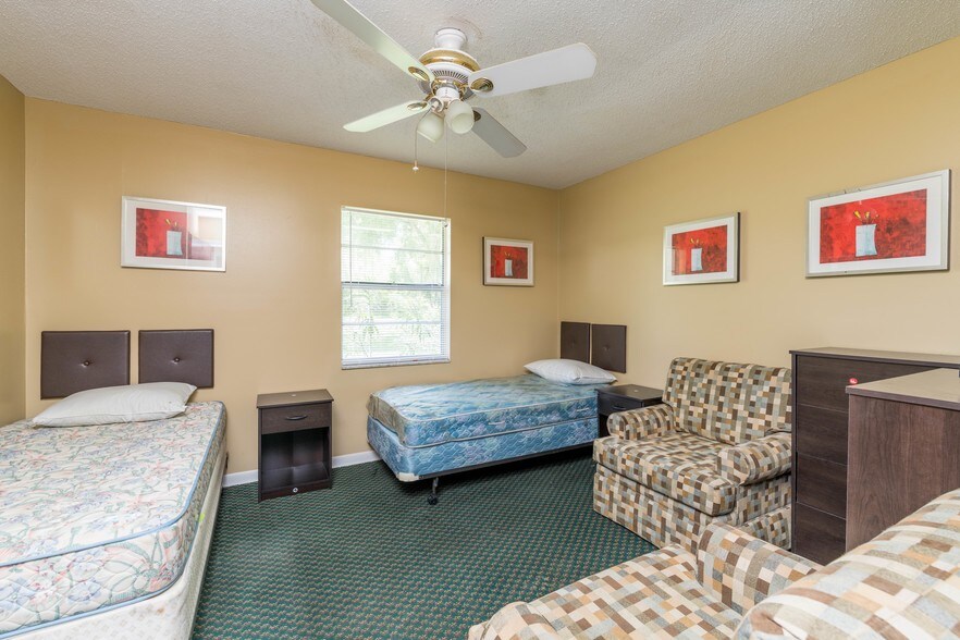 More Photos Of 15458 Snow Memorial Hwy, Brooksville Assisted Living For Sale