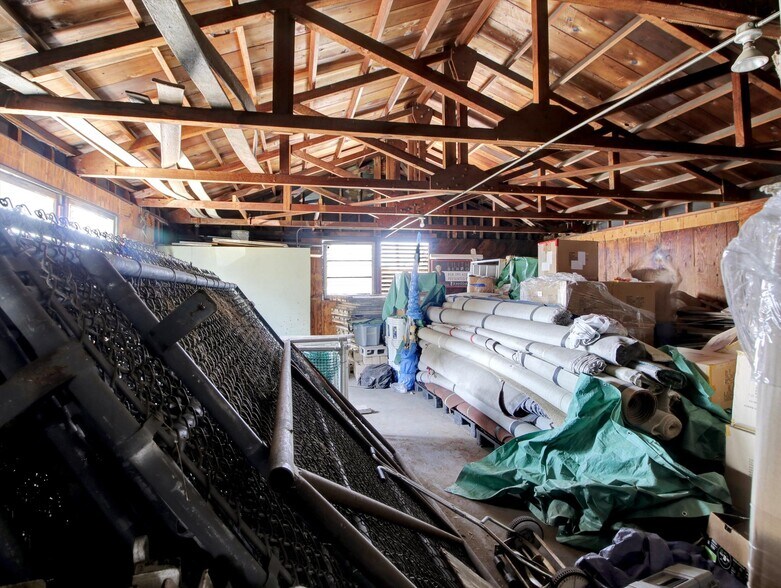 More Photos Of 3355 E Colorado Blvd, Pasadena Warehouse For Sale