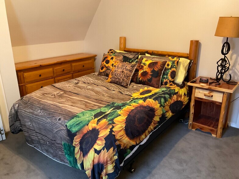 More Photos Of 155 Townsend St, Cedarville Apartments For Sale