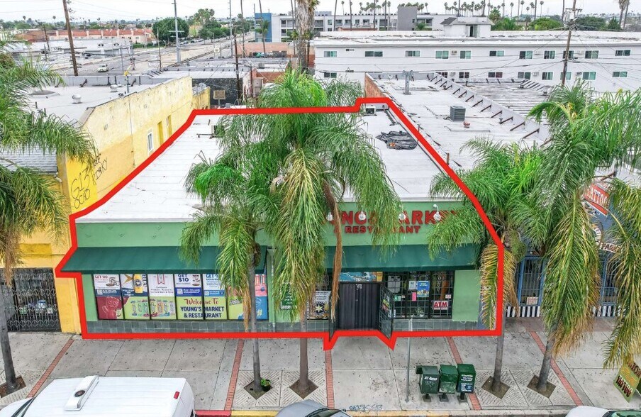 More Photos Of 851-853 W Gardena Blvd, Gardena Storefront For Sale