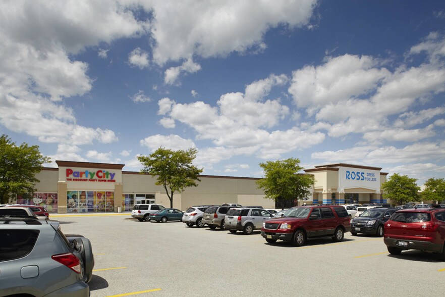 More Photos Of 13140 S Cicero Ave, Crestwood Unknown For Lease