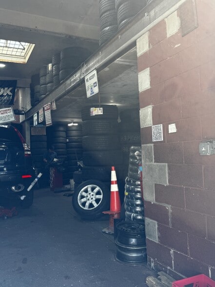 More Photos Of 4505 102nd St, Corona Industrial For Sale