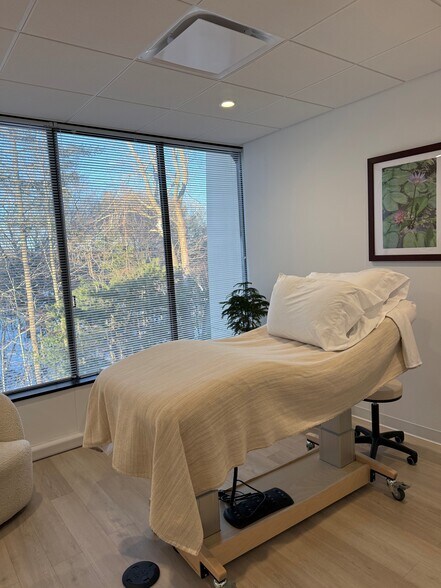 More Photos Of 1200 High Ridge Rd, Stamford Medical For Lease