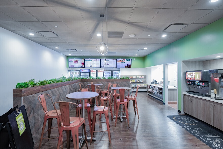 More Photos Of 801 Cherry St, Fort Worth Office For Lease