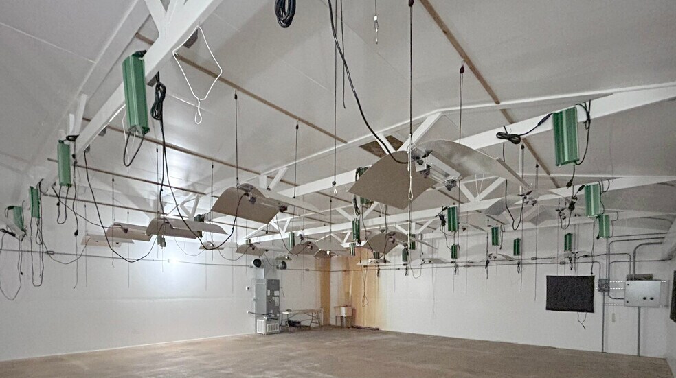 More Photos Of N2119 Bay de Noc Dr, Menominee Flex For Sale