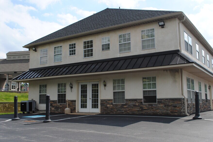 More Photos Of 60 Pottstown Pike, Chester Springs Medical For Lease