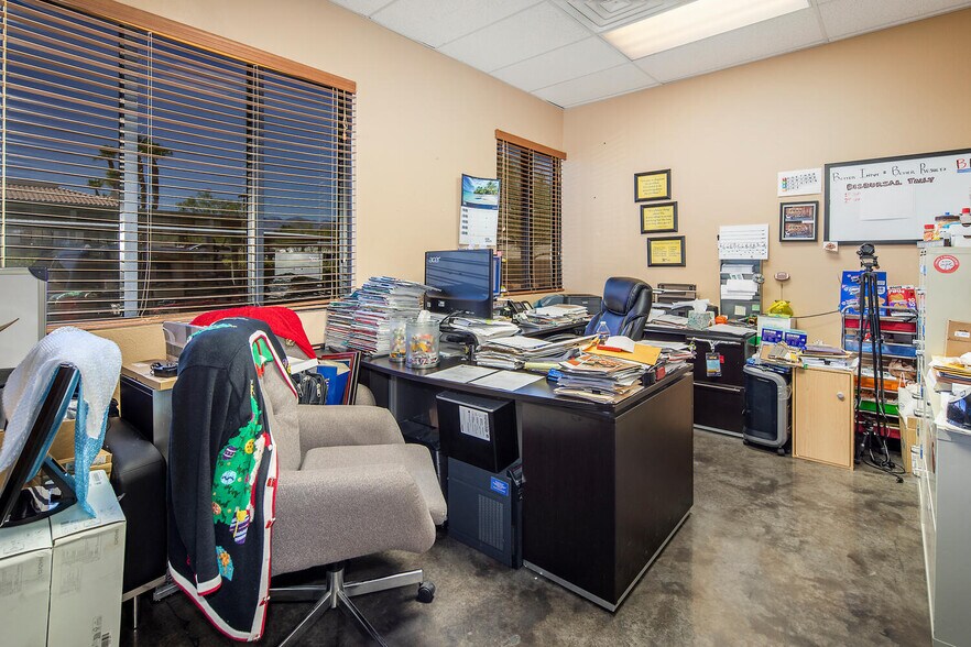 More Photos Of 7860 W Sahara Ave, Las Vegas Medical For Sale