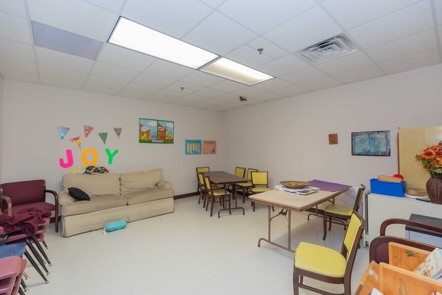 More Photos Of 2400 N Coulter St, Amarillo Religious Facility For Sale