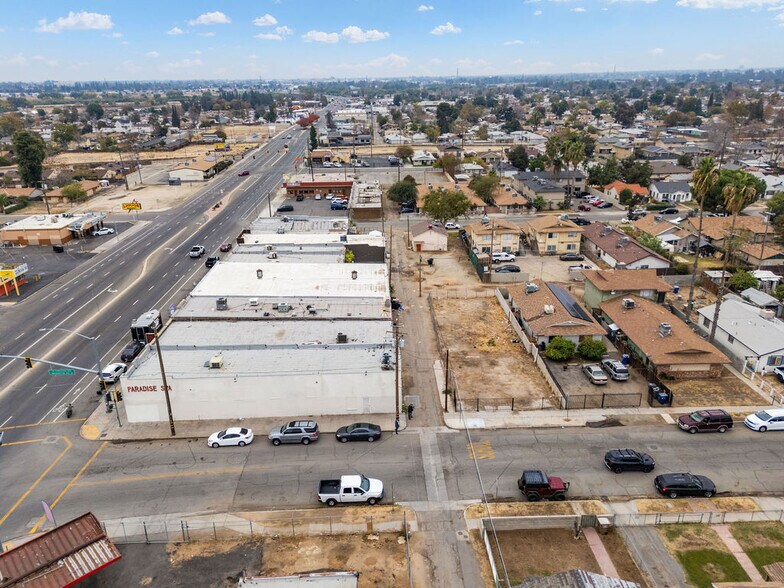 More Photos Of 919 N Chester Ave, Bakersfield Storefront Retail Office For Sale