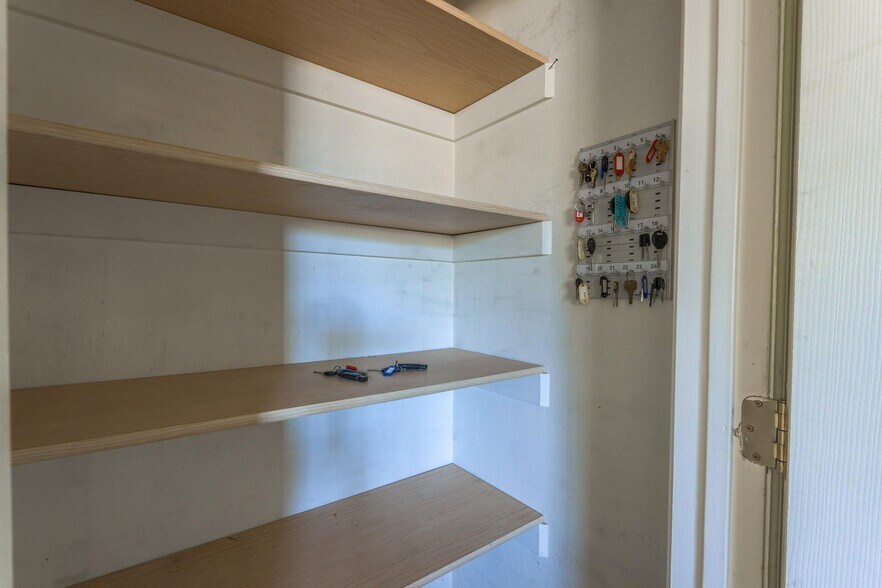 More Photos Of 24980 County Road 18.3, Trinidad Warehouse For Sale