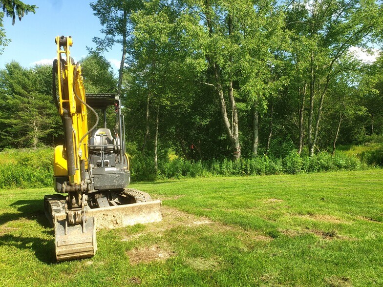 More Photos Of 164 County Road 8, Mc Donough Racetrack For Sale