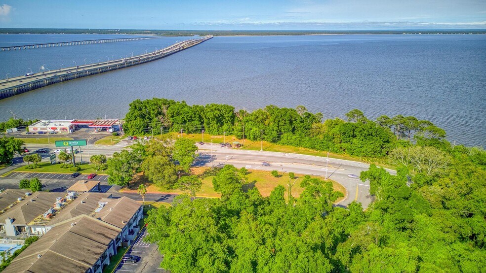 More Photos Of 7599 Scenic Hwy, Pensacola Land For Sale
