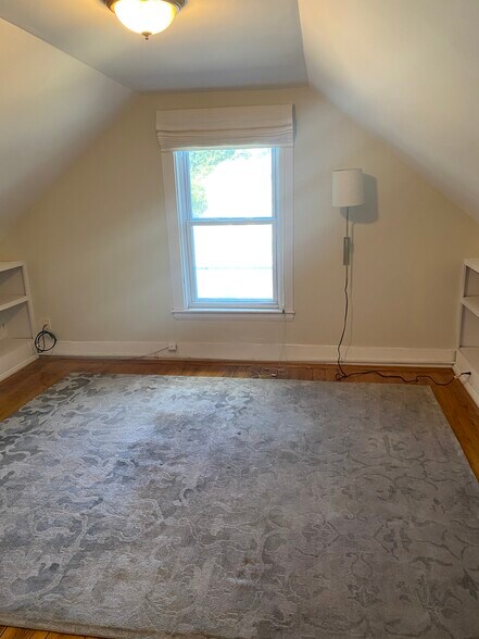 More Photos Of 1359 Centre St, Newton Office For Lease