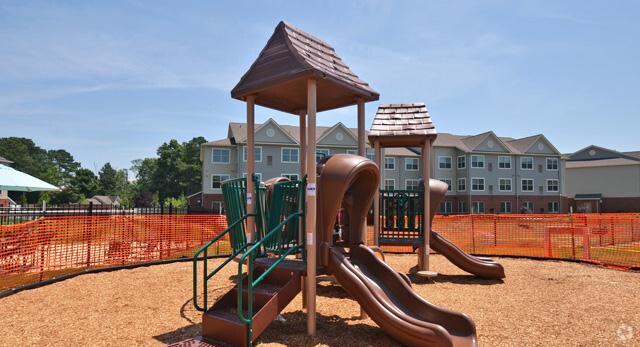 More Photos Of 1220 N King St, Hampton Apartments For Lease