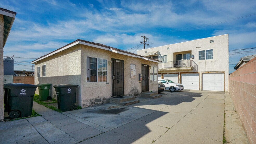 More Photos Of 721 School Ave, East Los Angeles Apartments For Sale