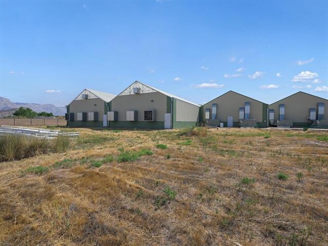 More Photos Of 2139 45 Rd, De Beque Industrial For Lease