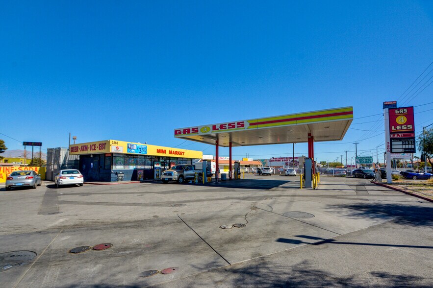 More Photos Of 3283 N Las Vegas Blvd, Las Vegas Service Station For Sale