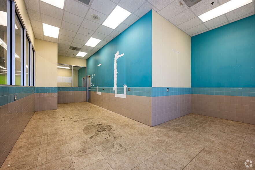 More Photos Of 10514 Highway 49, Gulfport Unknown For Sale