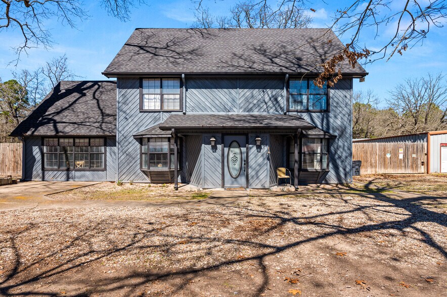 More Photos Of 3825 TX-154 Hwy, Quitman Office Residential For Sale