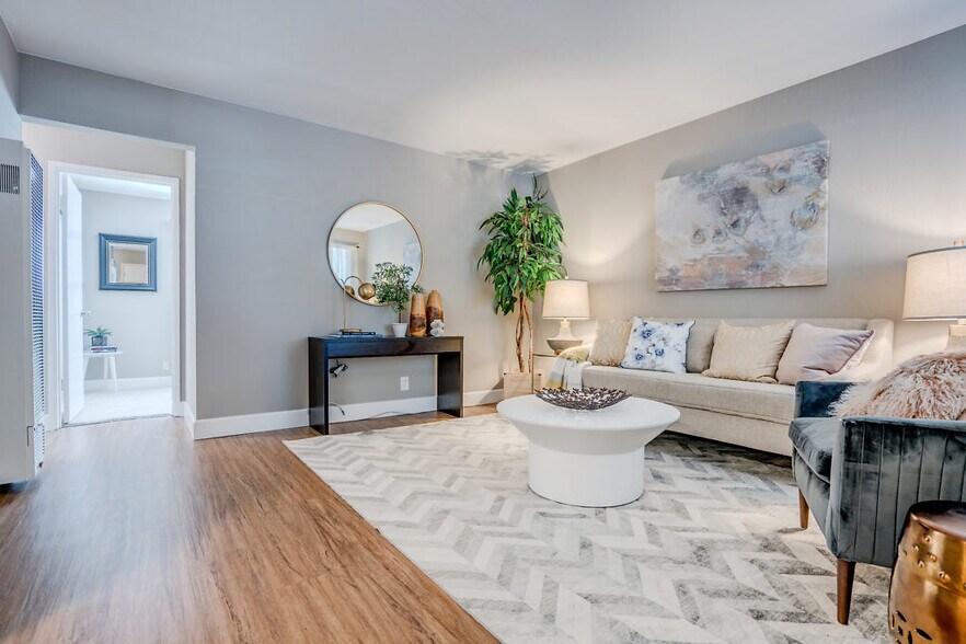 More Photos Of 2093 Mount Diablo St, Concord Apartments For Sale