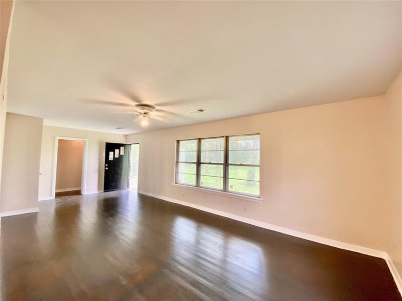 More Photos Of 6718 Sjolander Rd, Baytown Land For Sale